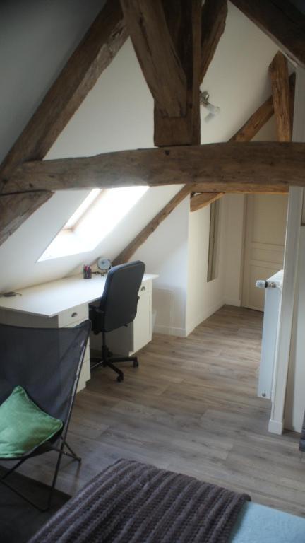 La Maison D'A Cote Bed & Breakfast Alencon Room photo